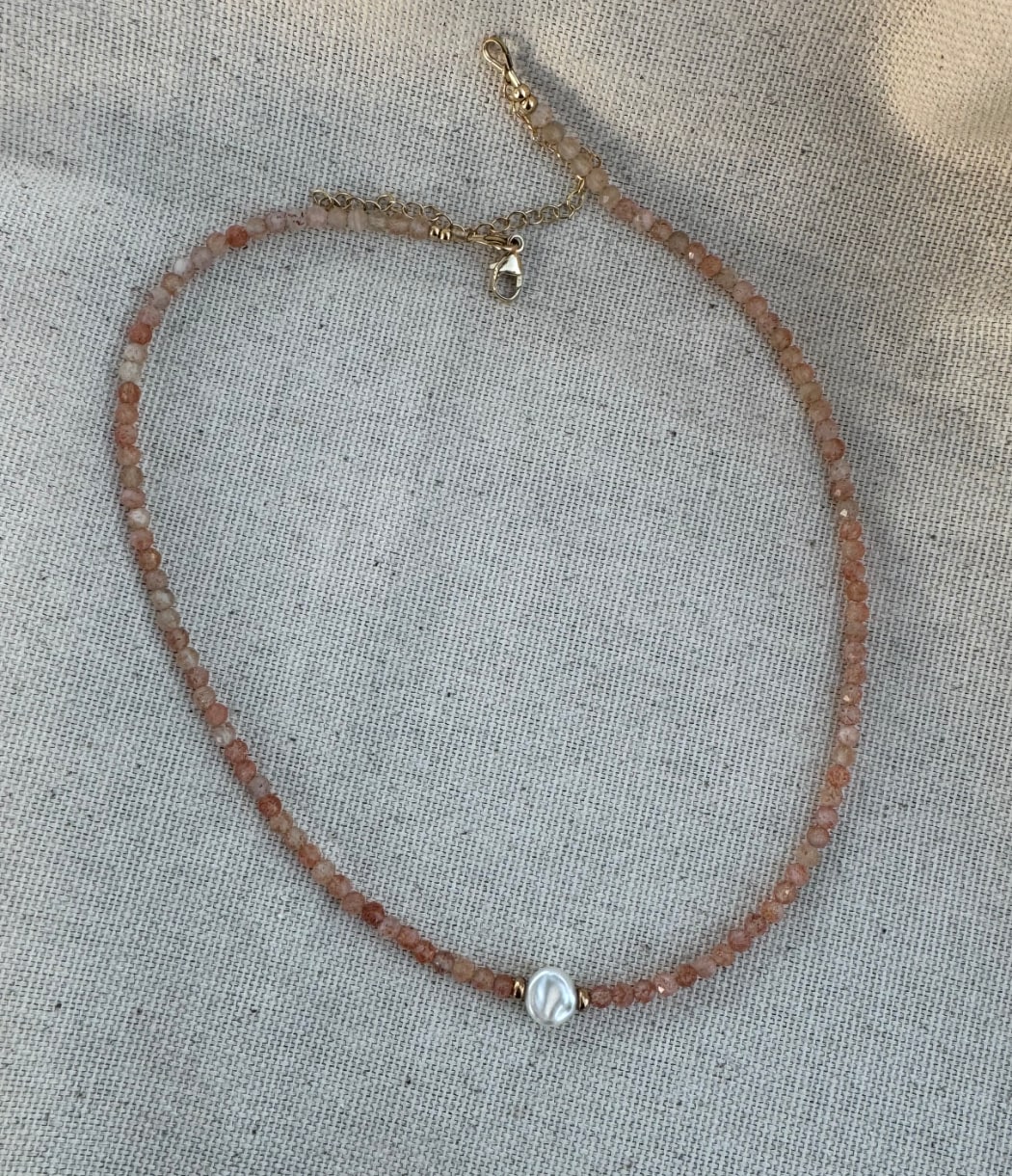 Sunstone beaded pearl gold necklace